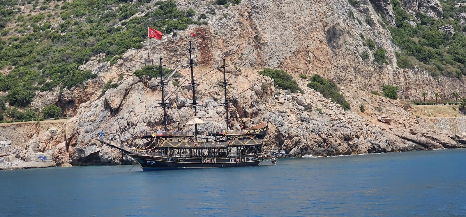 Pirate Tour on the Waterways of Alanya All Inclusive