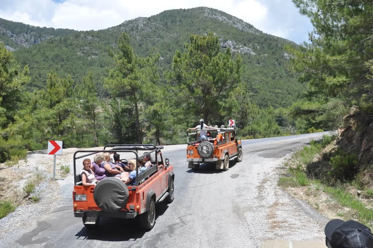 Alanya Jeep Safari: Dim Cave, River & Nature Adventure